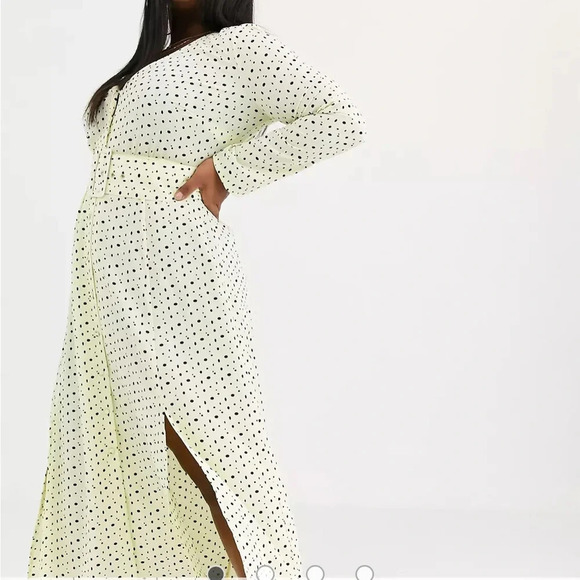 ASOS pale yellow polka dot dress size 2 runs big - Picture 15 of 17